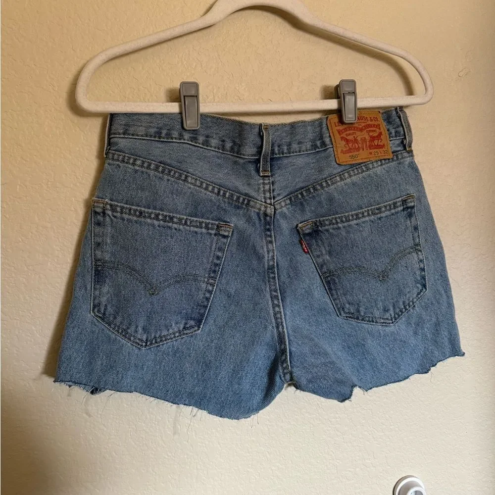 Levis very good